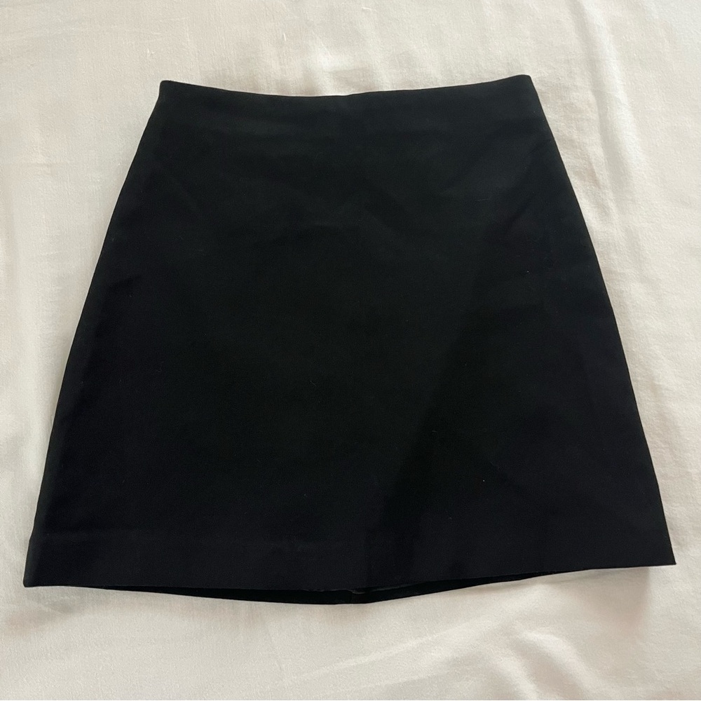 H&M Black Mini Skirt
